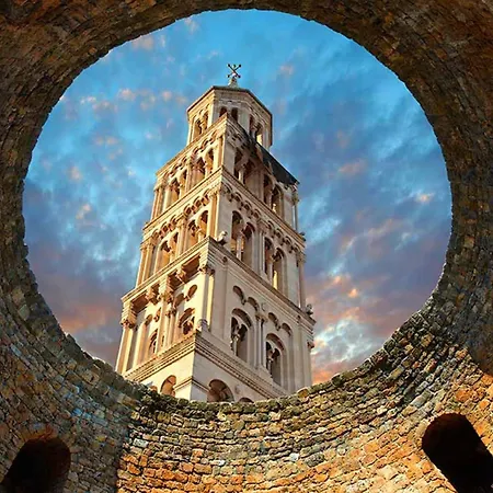 Comfortable In The Center Of